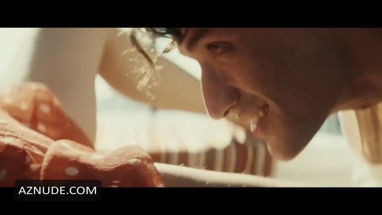 Fotini Peluso in The Great Chimera, photo 13