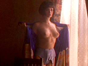 Nina Siemaszko in Wild Orchid 2, photo 19