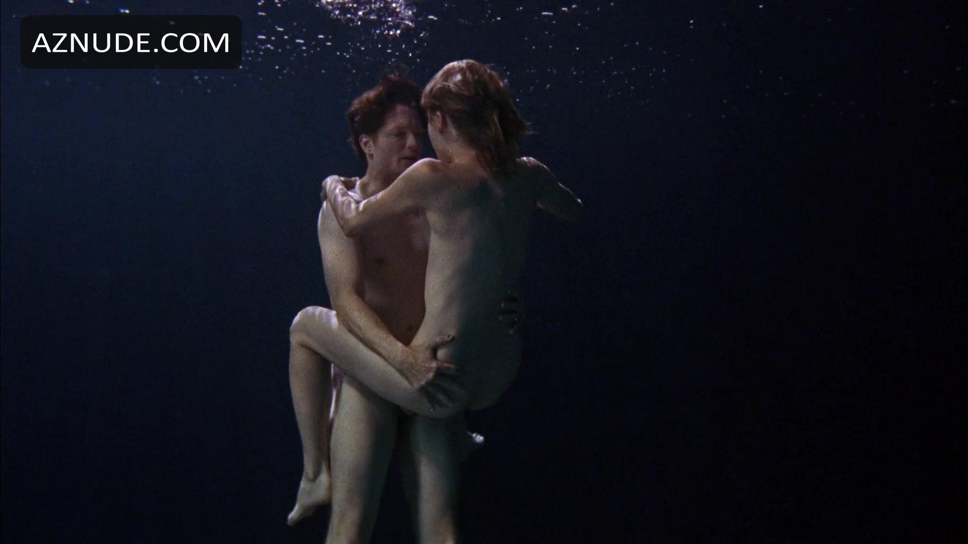 Kim Dickens in Out Of Order, photo 72