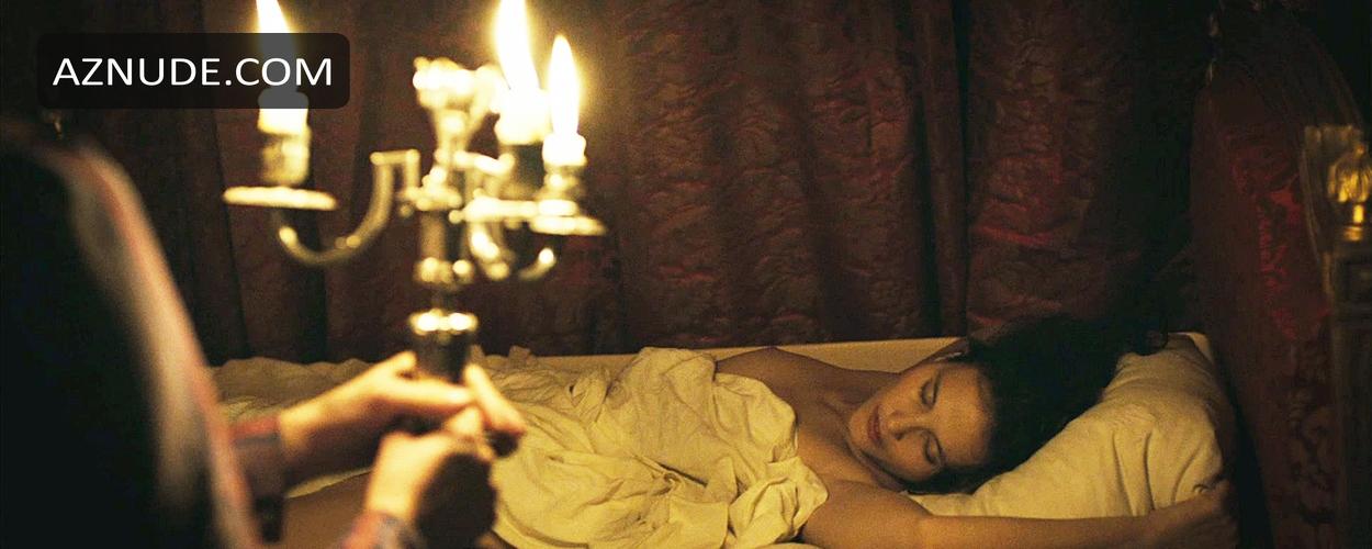 Virginie Ledoyen in Farewell, My Queen, photo 1