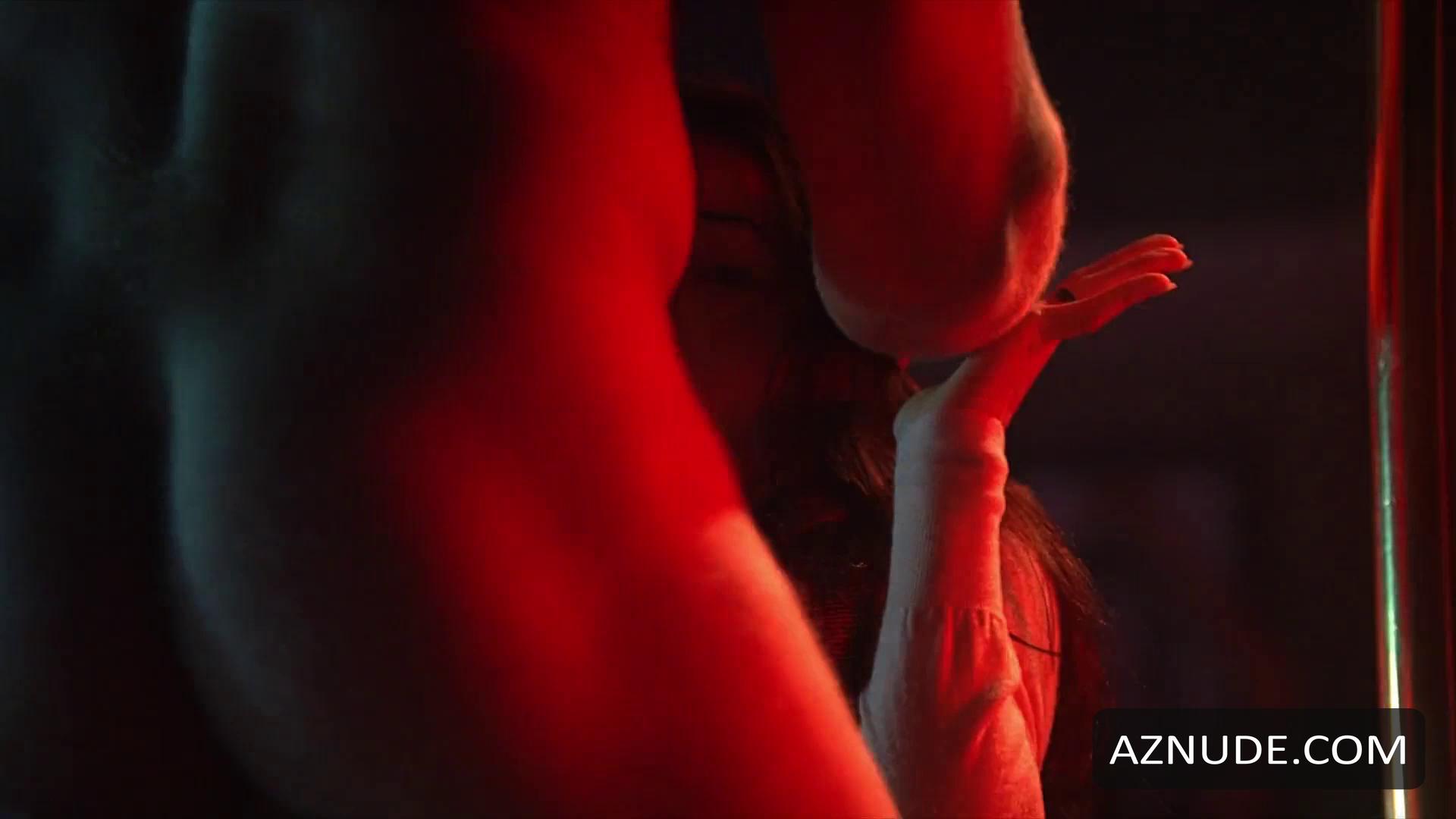 Jenna Dewan in American Virgin, photo 5