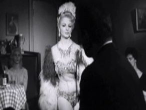 Bonnie Sharie in The Brain That Wouldn't Die, photo 9