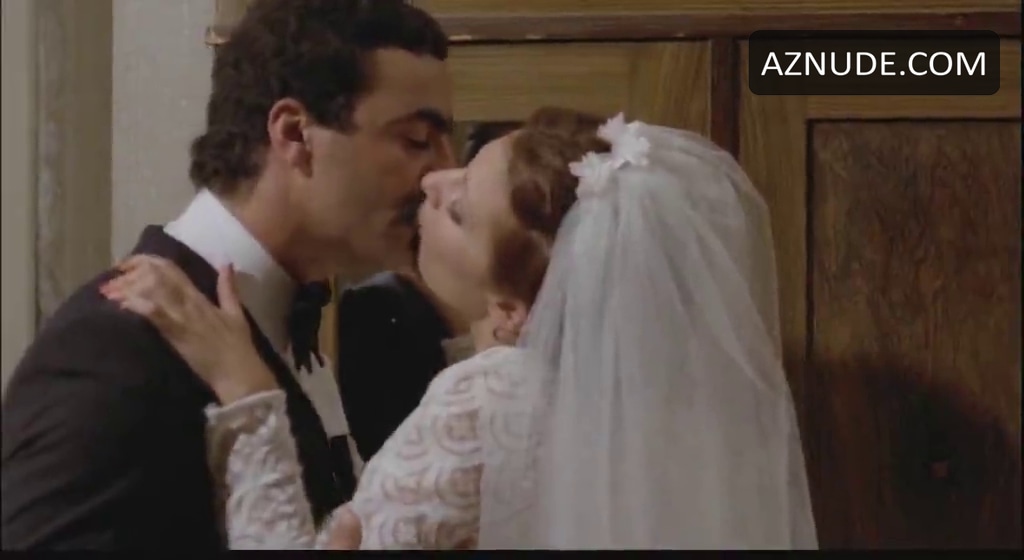 Ada Tauler in Love Camp, photo 18