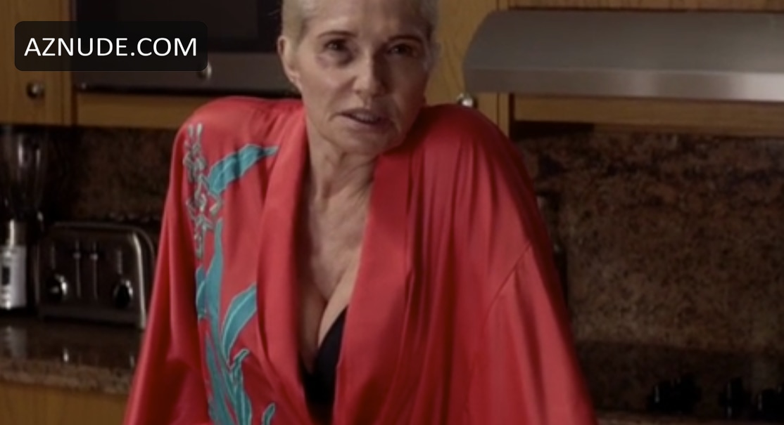 Ellen Barkin in Animal Kingdom (2016-), photo 8