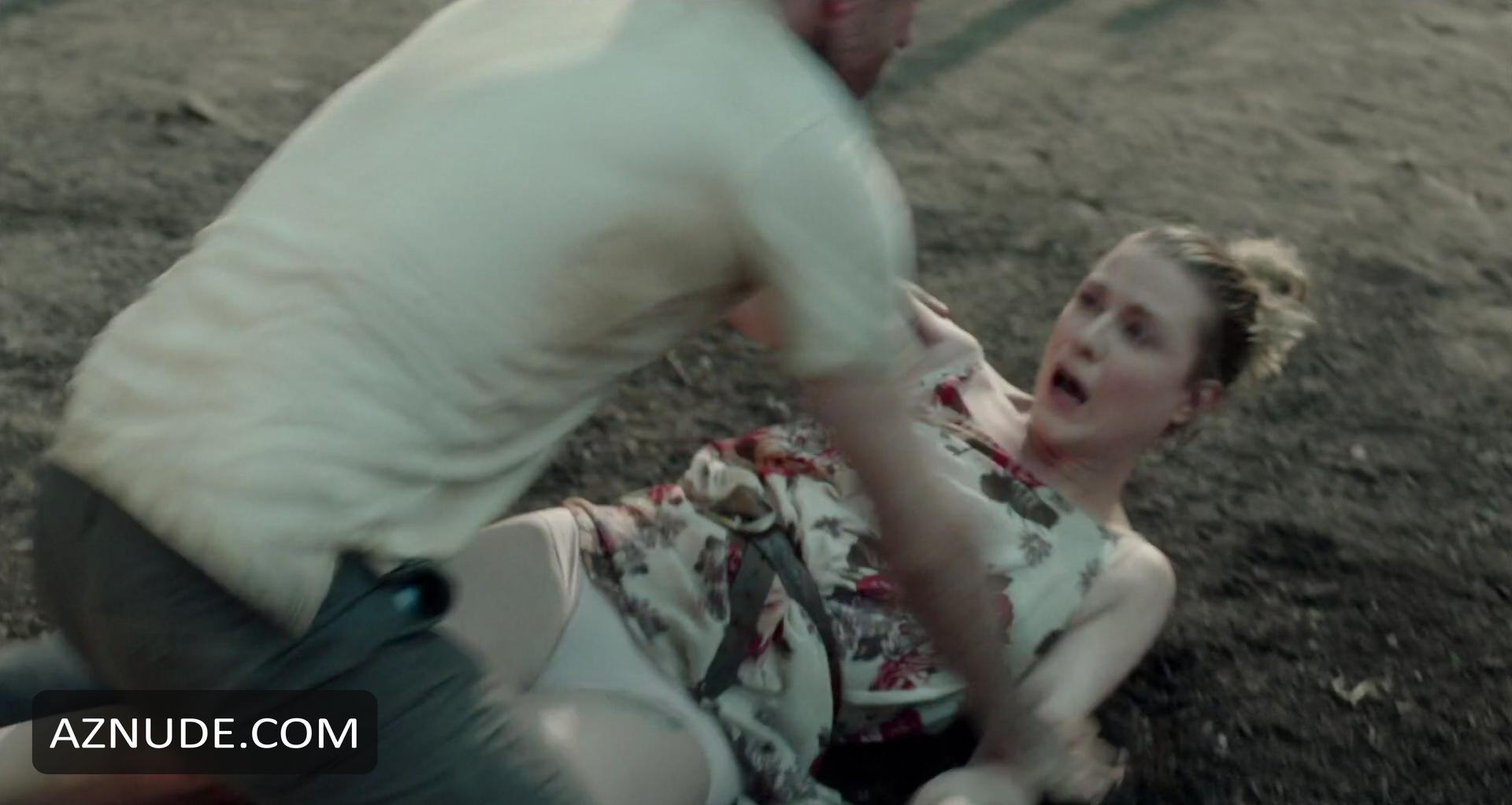 Evan Rachel Wood in Into the Forest, photo 9
