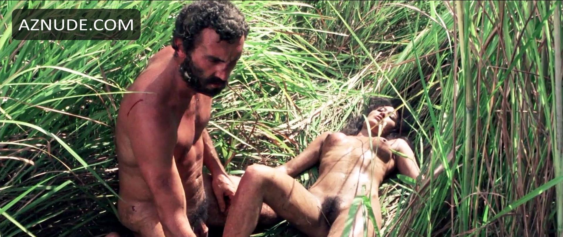 Me Me Lai in Jungle Holocaust, photo 51