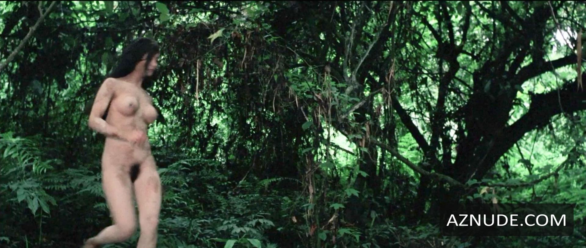 Me Me Lai in Jungle Holocaust, photo 44