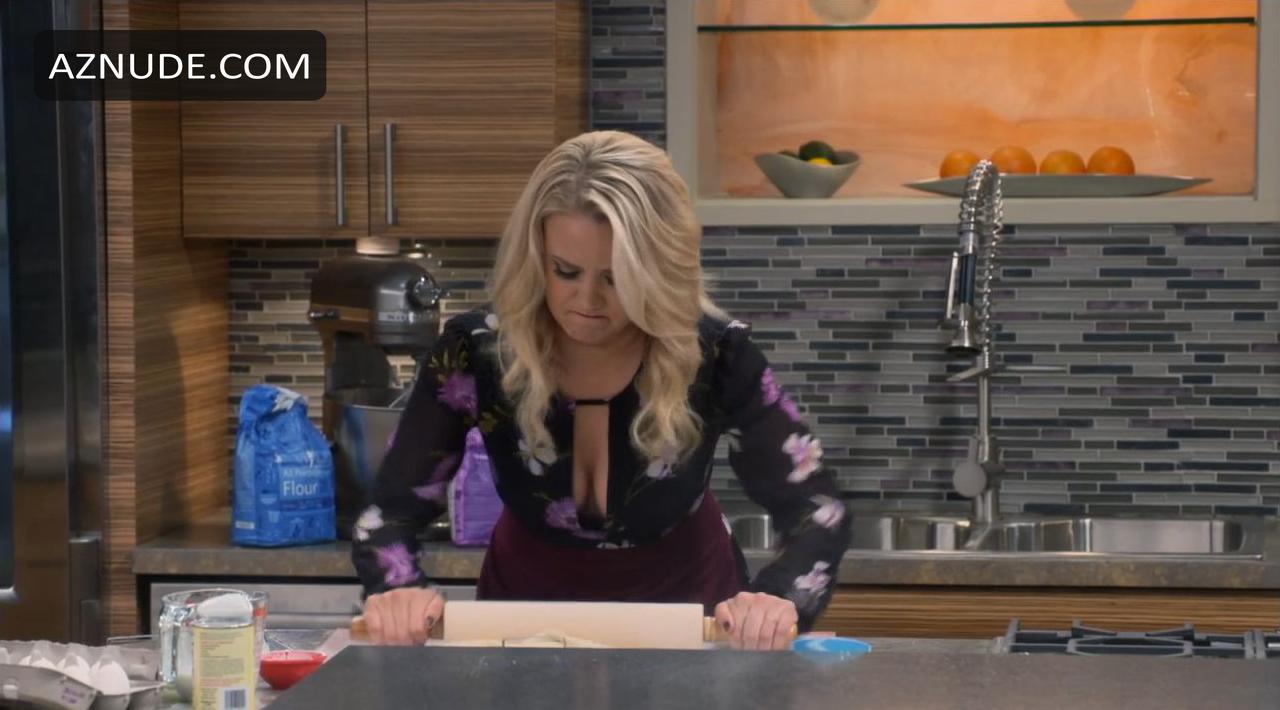 Young & Hungry (2014-) in Young & Hungry (2014-), photo 51