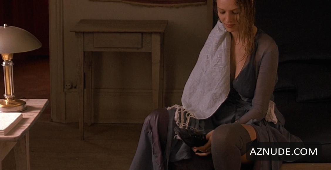 Uma Thurman in Henry & June, photo 20