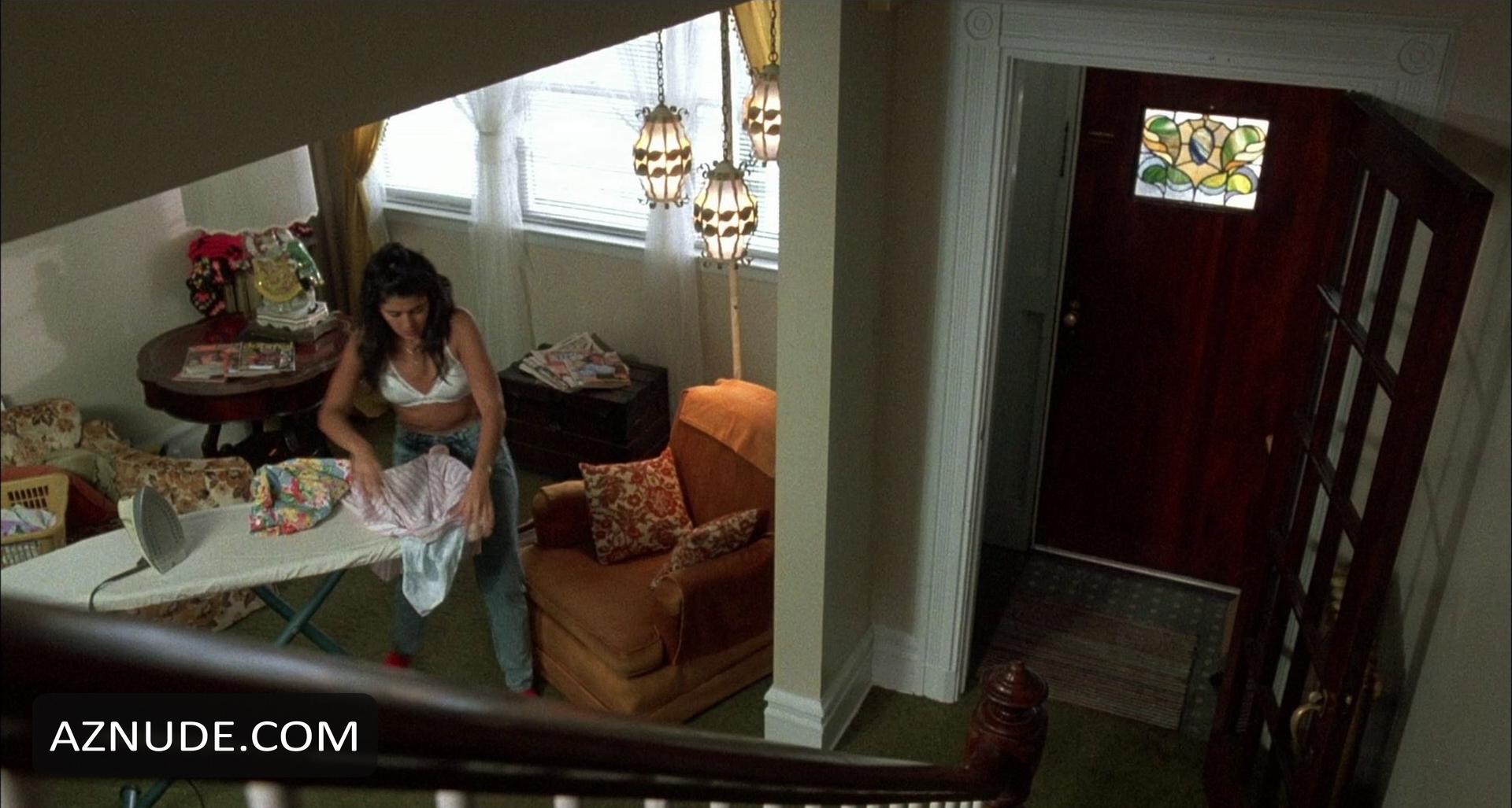 Maria Conchita Alonso in Vampire's Kiss, photo 3
