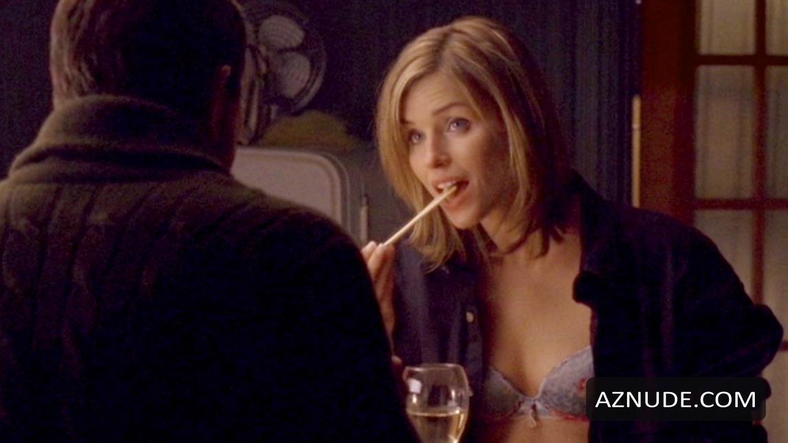 Polly Shannon in Stone Cold, photo 7