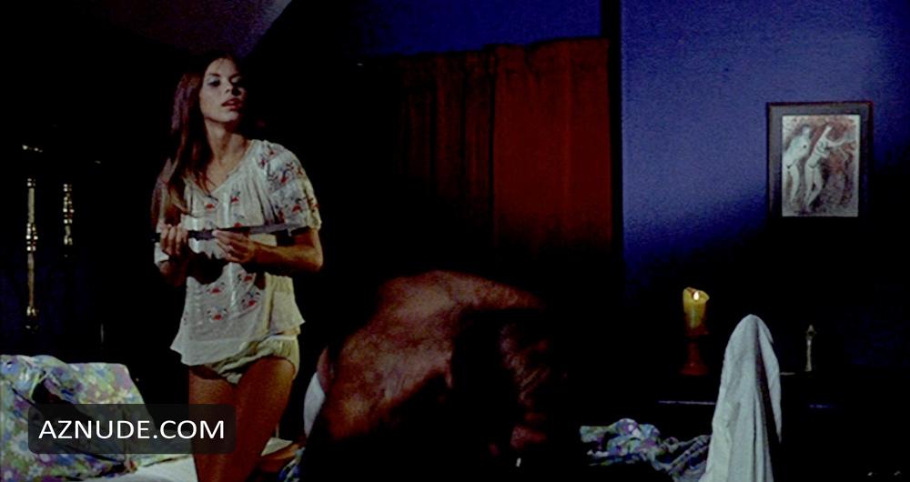 Mira Pawluk in Cannibal Girls, photo 4