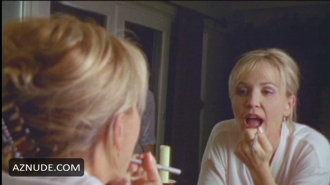 Barbara Alyn Woods in The Wild Card, photo 17