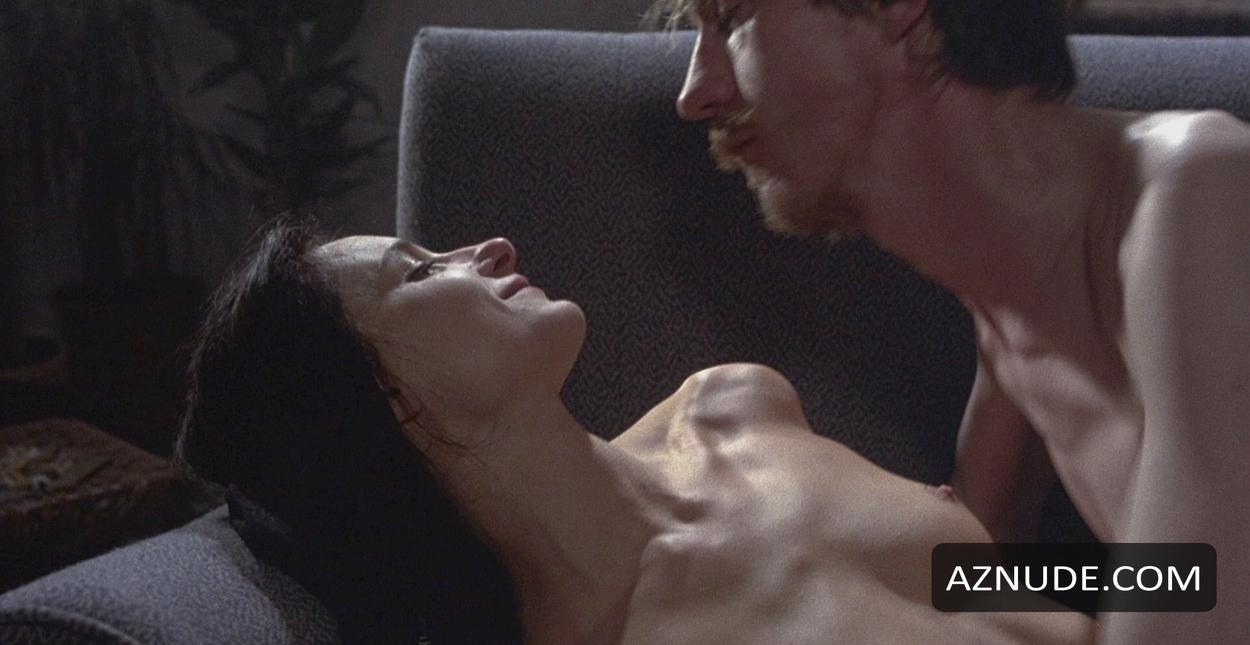 Katrin Cartlidge in Naked, photo 7