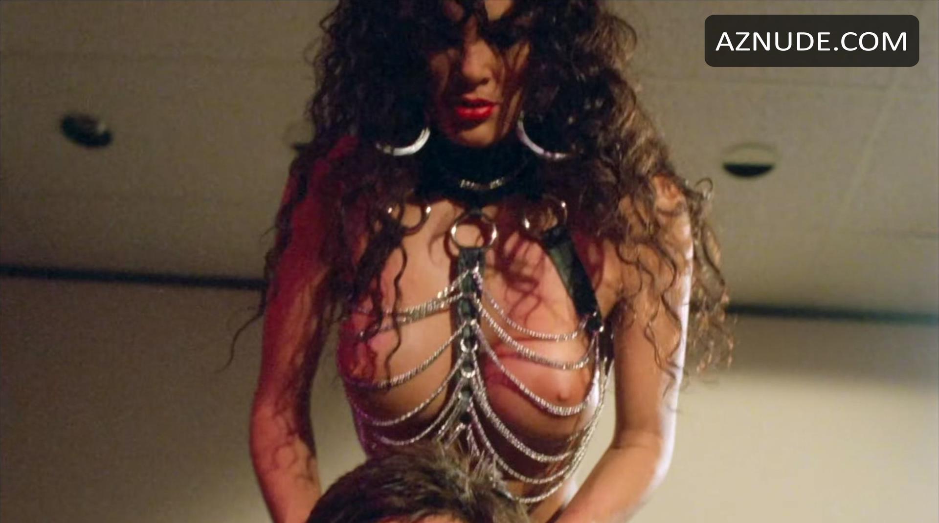 Julie Strain in The Dallas Connection, photo 52