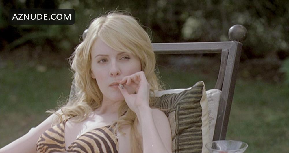 Jenny Wade in Love Is The Drug, photo 3