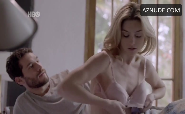 Juliana Schalch in O Negocio (2013-), photo 10