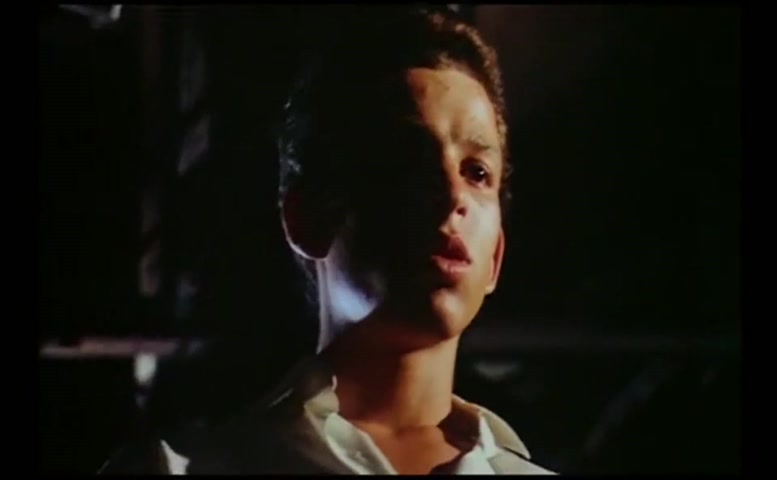 Denise Bouzaglo in Lemon Popsicle, photo 4