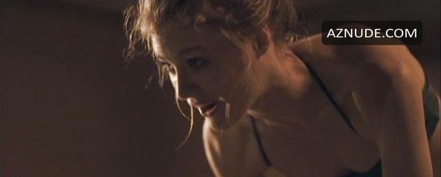 Mackenzie Davis in Bad Turn Worse, photo 4