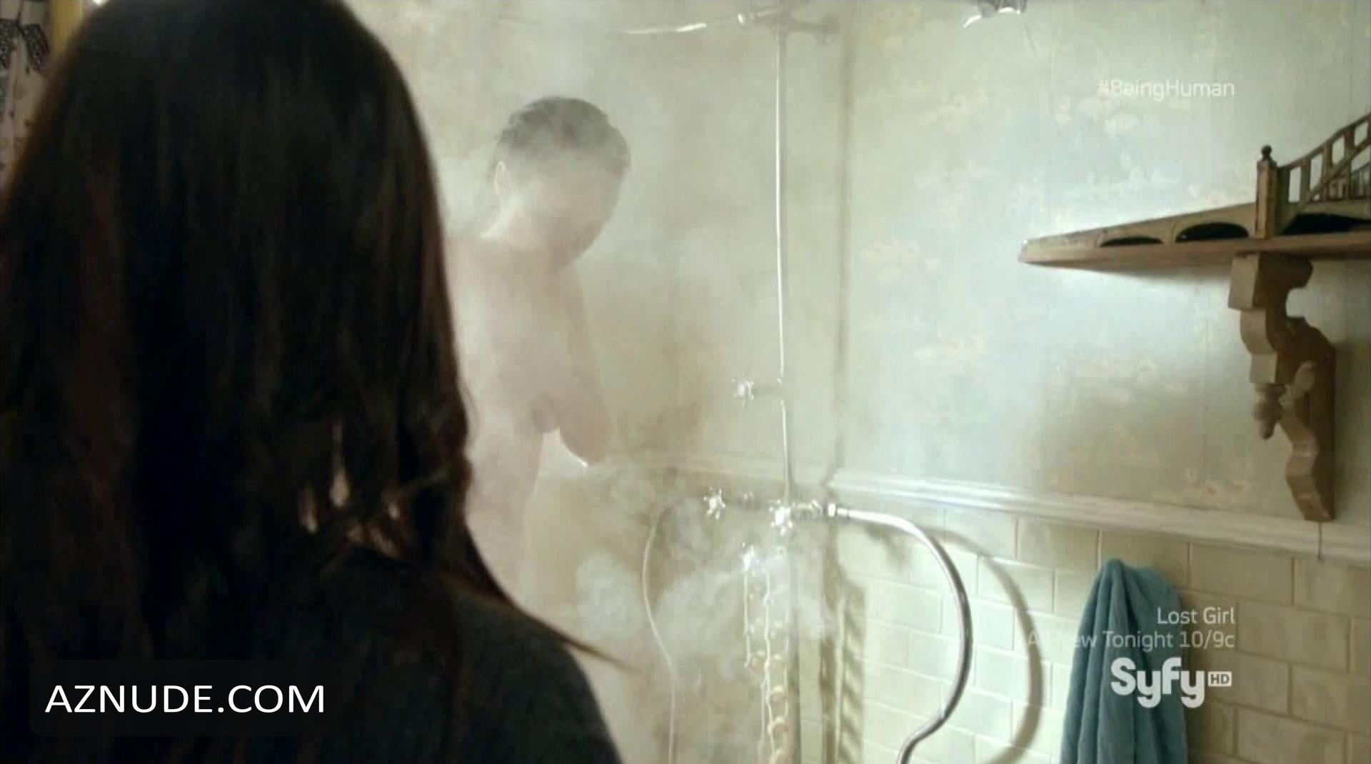 Deanna Russo in Being Human, photo 10
