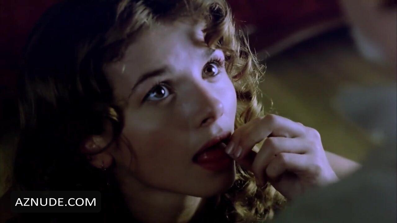 Victoria Abril in La muchacha de las bragas de oro, photo 58