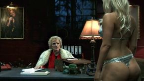 Beth Cordingly in Funland, photo 11
