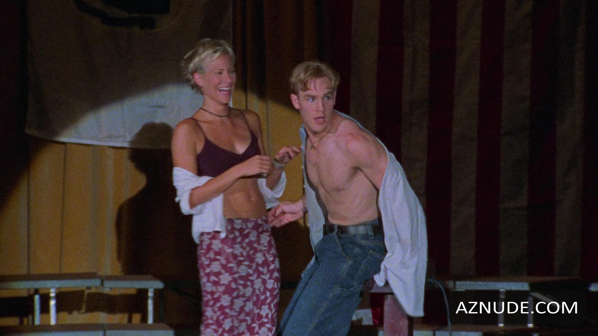 Brittany Daniel in Dawson's Creek, photo 2