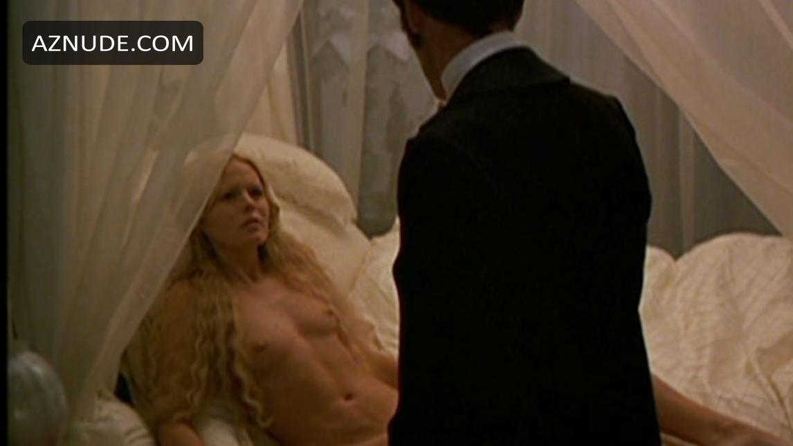 Patsy Kensit in Angels & Insects, photo 2