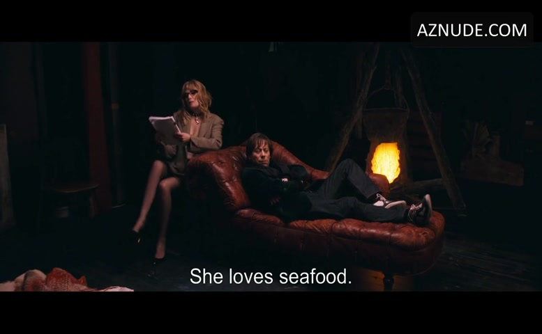 Emmanuelle Seigner in Venus In Fur, photo 13
