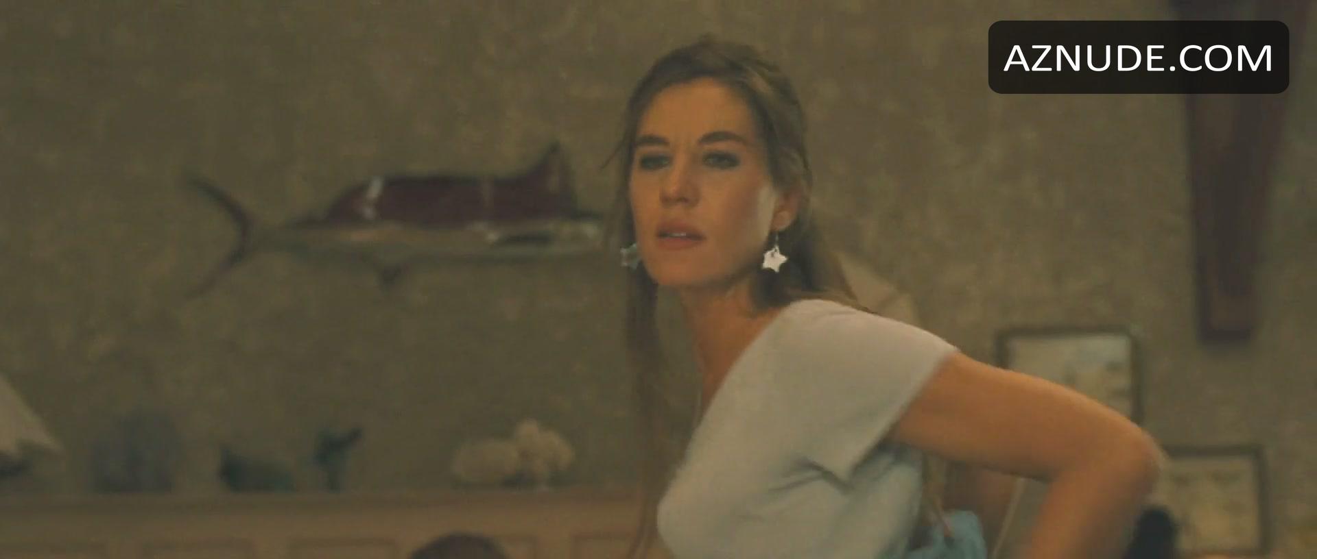 Mathilde Seigner in Camping (2018-), photo 14