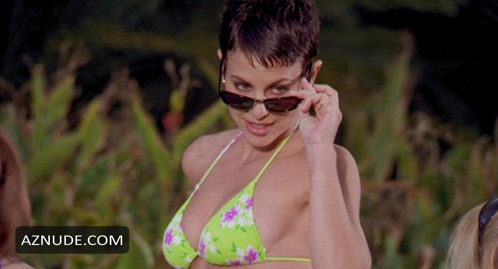 Natalie Raitano in V.i.p., photo 10