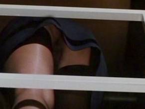 Laura Dean in Emmanuelle 7, photo 13