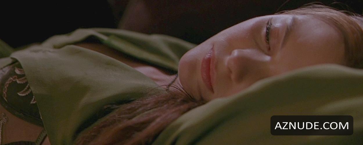 Jaime King in Bulletproof Monk, photo 1