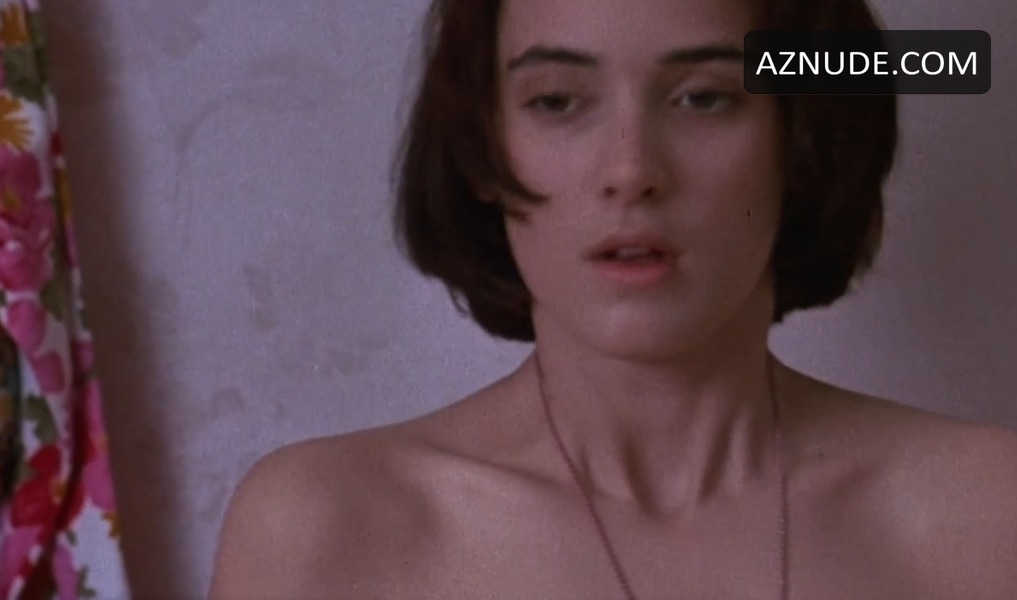 Winona Ryder in Welcome Home, Roxy Carmichael, photo 3