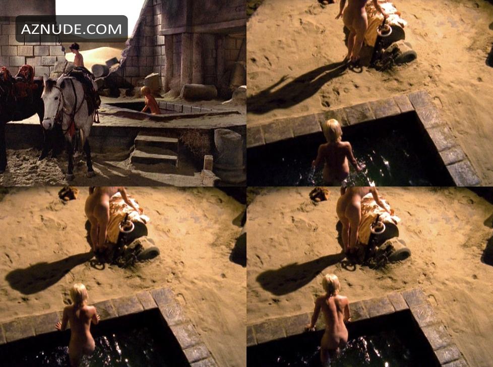 Renee O'Connor in Xena: Warrior Princess, photo 3