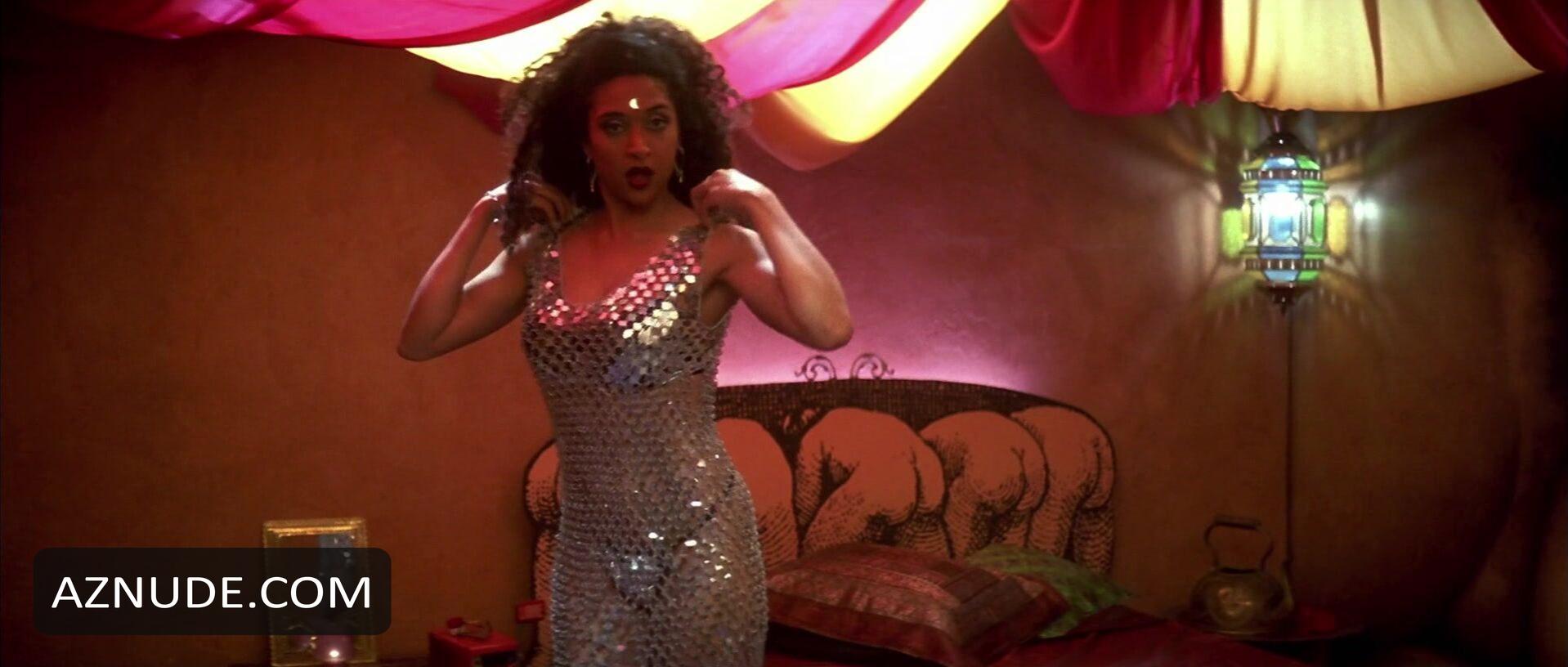 Vicenta N'dongo in Airbag, photo 34