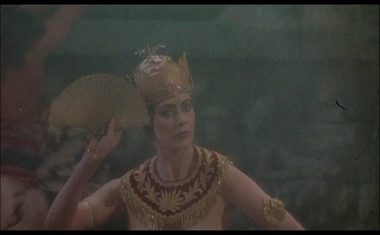 Sylvia Kristel in Mata Hari, photo 43
