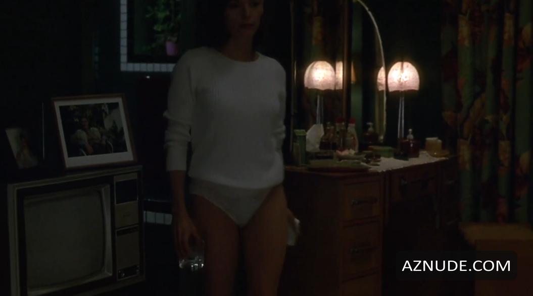 Joanne Whalley in Trial By Jury, photo 14