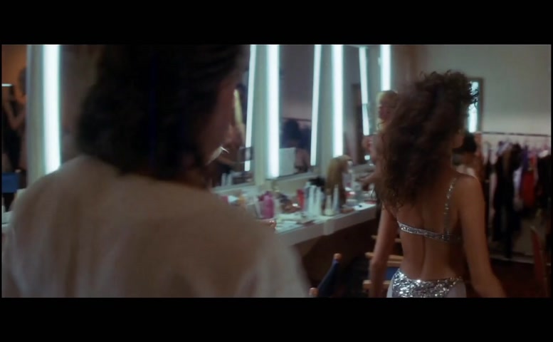 Christie Mucciante in Tango And Cash, photo 2