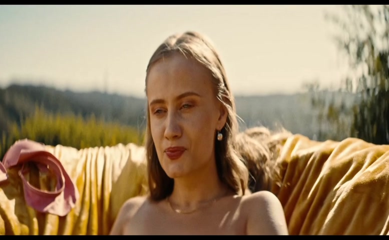 Amanda Hermiine Kunnapas in Free Money, photo 22
