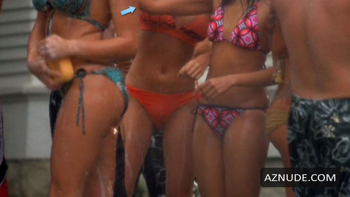 Nathalie Walker in College, photo 2