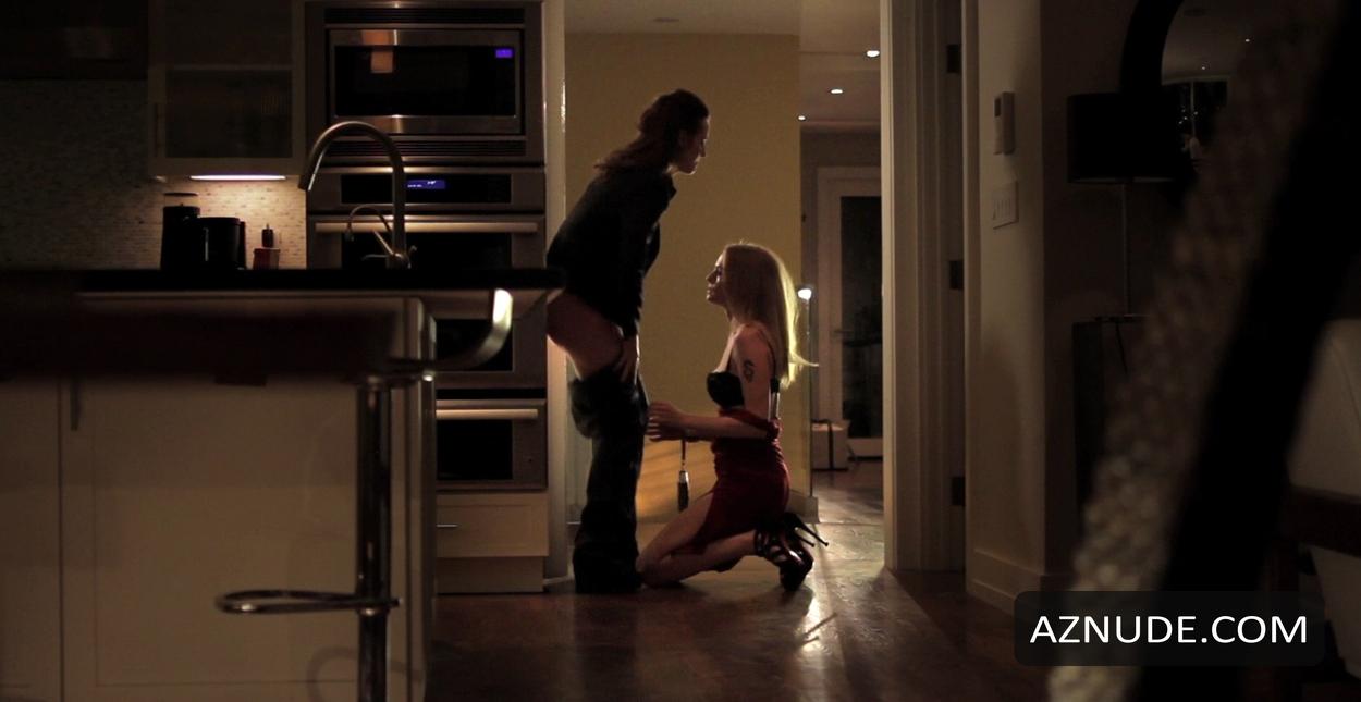 Diane Farr in About Cherry, photo 2