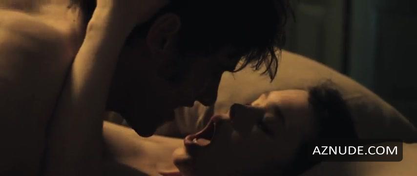 Astrid Berges Frisbey in El Sexo De Los Angeles, photo 13