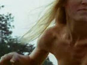 Victoria Tennant in The Ragman's Daughter, photo 17