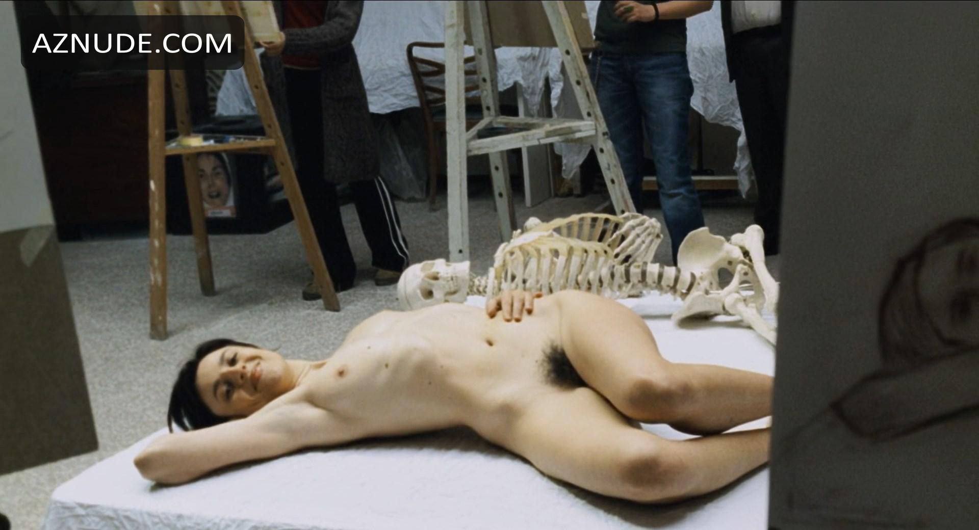 Michela Cescon in Primo Amore, photo 46