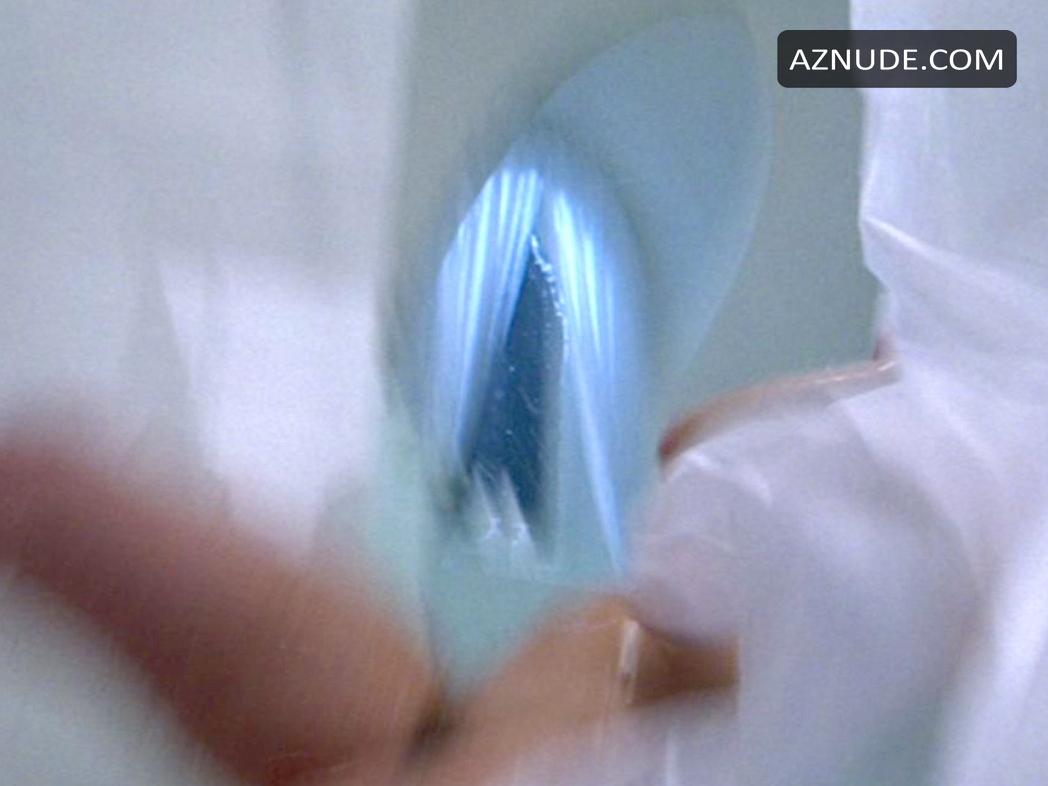 Stephanie Chambers in Seed of Chucky, photo 4