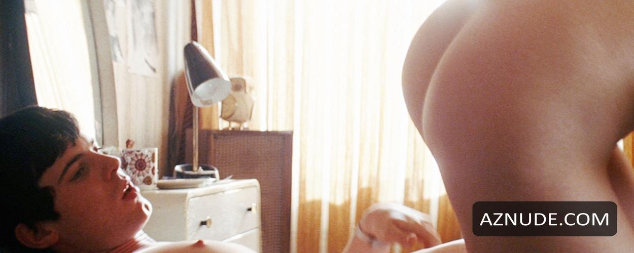 Andrea Riseborough in Love You More, photo 2