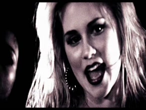Alison Lohman in Delirious, photo 14