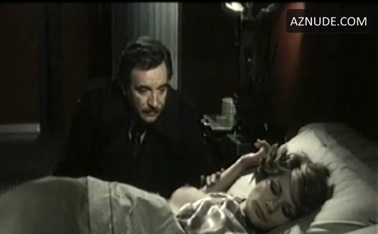 Edwige Fenech in Cattivi Pensieri, photo 0