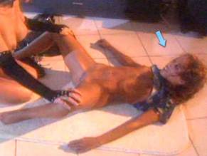 Dominique in Hot Vampire Nights, photo 3
